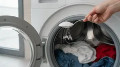 Non avrei mai pensato che si potesse aggiungere questo al bucato: ecco cosa fa un solo cucchiaio di bicarbonato ai capi